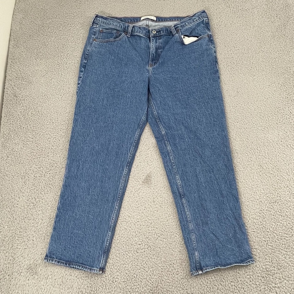 Abercrombie Fitch The 90s Straight Mid Rise Jeans Women 33(38x28) Medium Wash